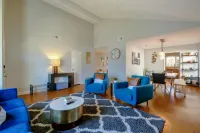 @ 마르베야 레인 - 4베드룸 홈 어웨이 프롬 홈, 세탁기 있음 프리몬트 호텔