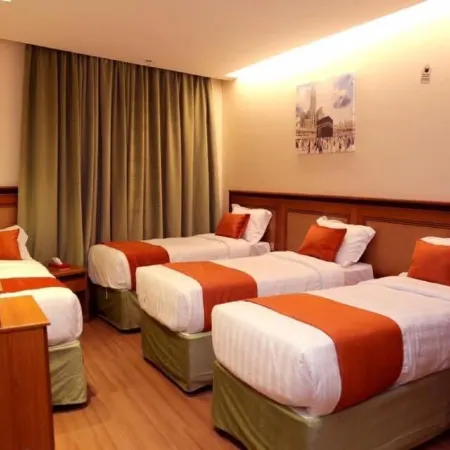 Al Bostan Al Masi Hotel Отели рядом с достопримечательностью «Мечеть E Taneem»