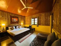Vedant Valley Resort, Kund-Chopta, by Himalayan Eco Lodges - parking