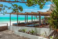 B4 BOUTIQUE Hotels in Paje