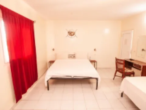 哈希恩達酒店 薩利 伯土達爾酒店