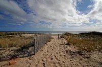 Driftwood Resort on the Ocean - en bord de mer