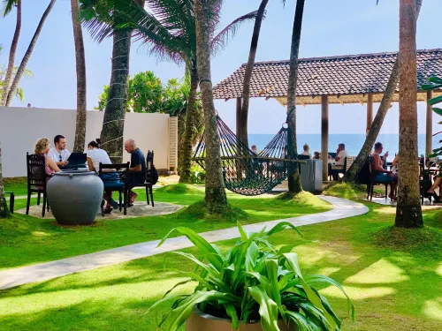 Suite Lanka - parking