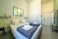 Auberge de Jeunesse de Tournai - Youth Hostel - Bãi đậu xe