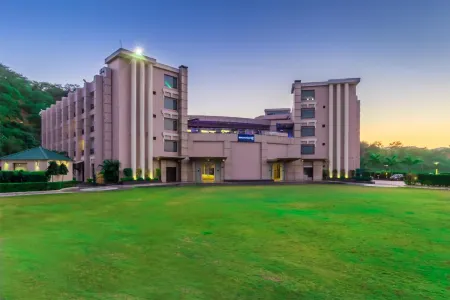 Golden Tulip Chandigarh, Panchkula