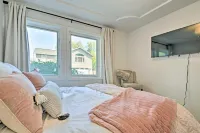 1 Mi to Drinks and Dining Getaway in Grants Pass - مطابخ