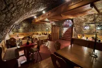 Flair-Hotel Zum Benediktiner Hotels in Volkach
