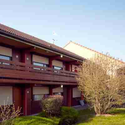 Kyriad Chalons En Champagne - Saint Martin Hotel Exterior