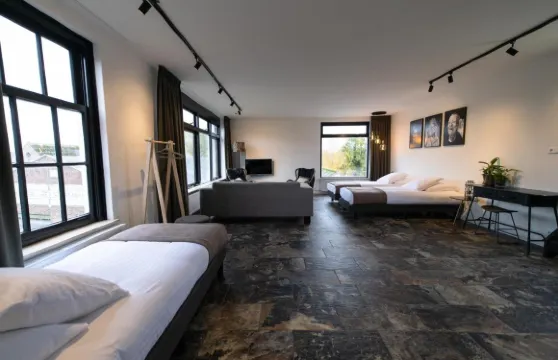 雷利餐館及酒店