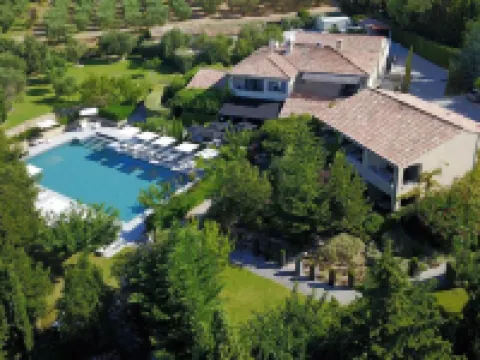 Du Côté des Olivades Hotels in Paradou