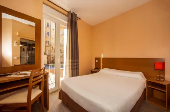Hotel le Dauphin โรงแรมใน
