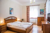 Hostel Little Quarter