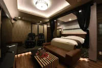 Hotel Star Resort Hers (Adult Only) Hôtels à : Aikawa