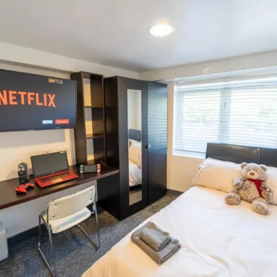 Homely Studio Next to City Centre Hotels near University of Birmingham