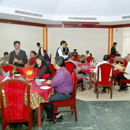 Hotel Kpm Tripenta