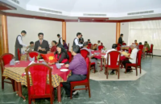 Hotel Kpm Tripenta