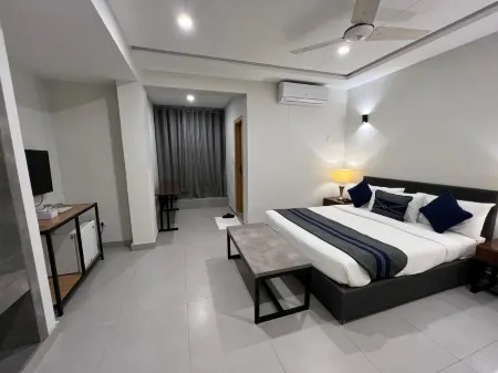 The Garden Hotel Отели рядом с достопримечательностью «Shakarparian National Park»