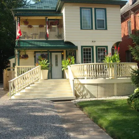 Ellis House Bed & Breakfast