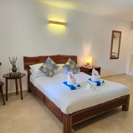 Alona Garden Suites