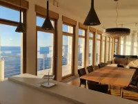 Luxury Seafront Villa Rezevici - Pysäköinti