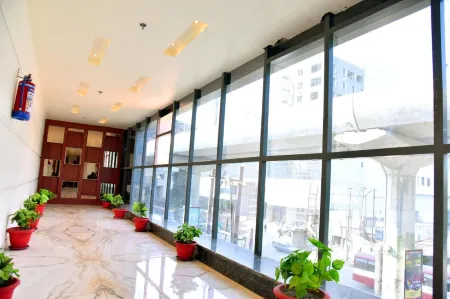 Hotel Vinayak Отели в г. Лакхнау