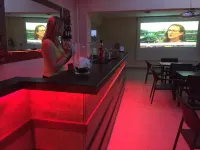 Loxandra Studios - ที่มีบาร์
