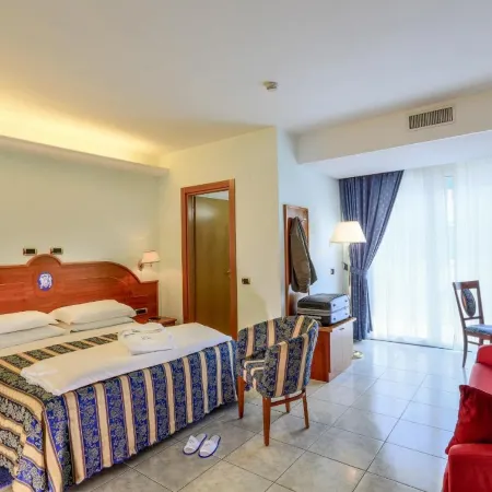 Hotel Ambassador