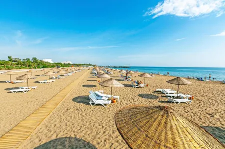 Paradise Town Villa Lisa