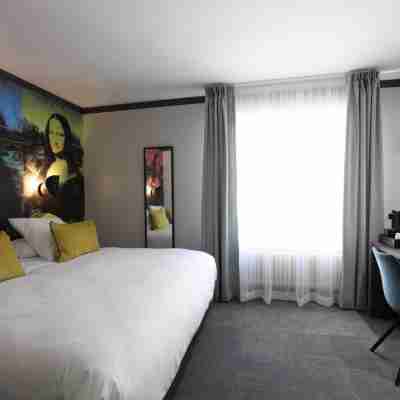 HÔTEL LA CAPELLE MILLAU Rooms