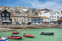 Lifeboat Inn Hotels in Saint Ives