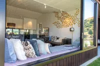 The Cottages on Lake Hayes - Homestays