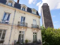 Logis Hôtel Duquesne Hotels in Nantes