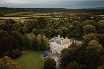 Roundwood House Hotels near Fountain of the Second Viscount De Vesci