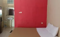 HOTEL NIRWANA RESTO & KARAOKE Hotel dekat Camping Ground Rumah Jahe Argopuro