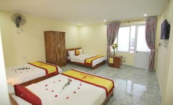 Huong Cang Sea View Hotel