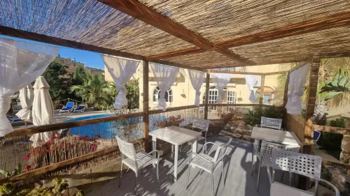 Villa Serenity B&B فنادق في Sannat
