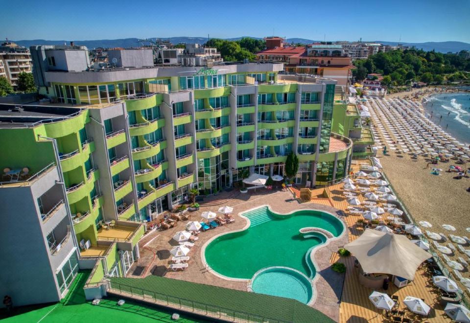 hotel overview picture