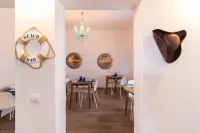 La Bussola Hotels near Sanmao Corner