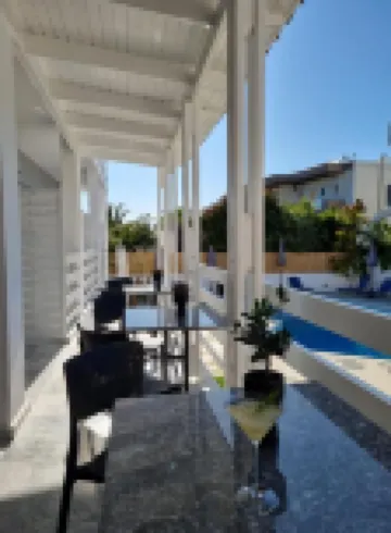 Eloque Simple Living Space