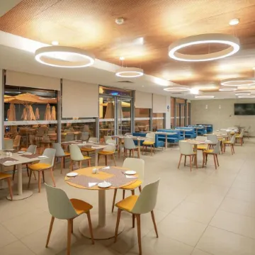 Zephyr Agadir Отели рядом с достопримечательностью «Легзира»