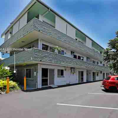 Budget-Friendly 1Br | Easy Access to Cairns City Hotel Exterior
