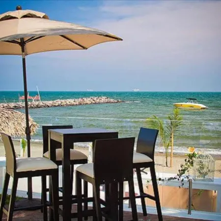 Playa Caracol Hotel & Spa