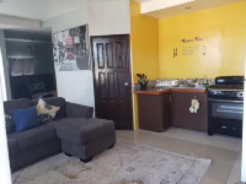 DB Tower Vacation Rental Hotels in Belize City