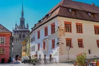 Casa cu Cerb Отели в г. 