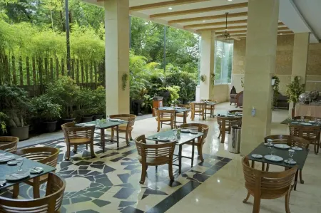 Marilyn Hotel Serpong