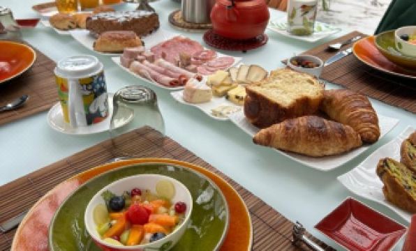 Les Suites Champenoises