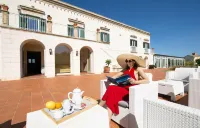 Isola Charm B&B - A Historic Villa Near Punta Del Pero Beach