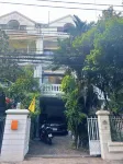 Bangkok Phomphong Villa - parking