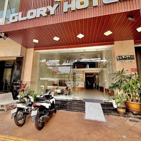 Glory Hotel
