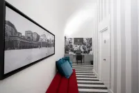 Suite Pulcinella- LP Suite in Naples Hystorical Center Hotels near Napulitanata